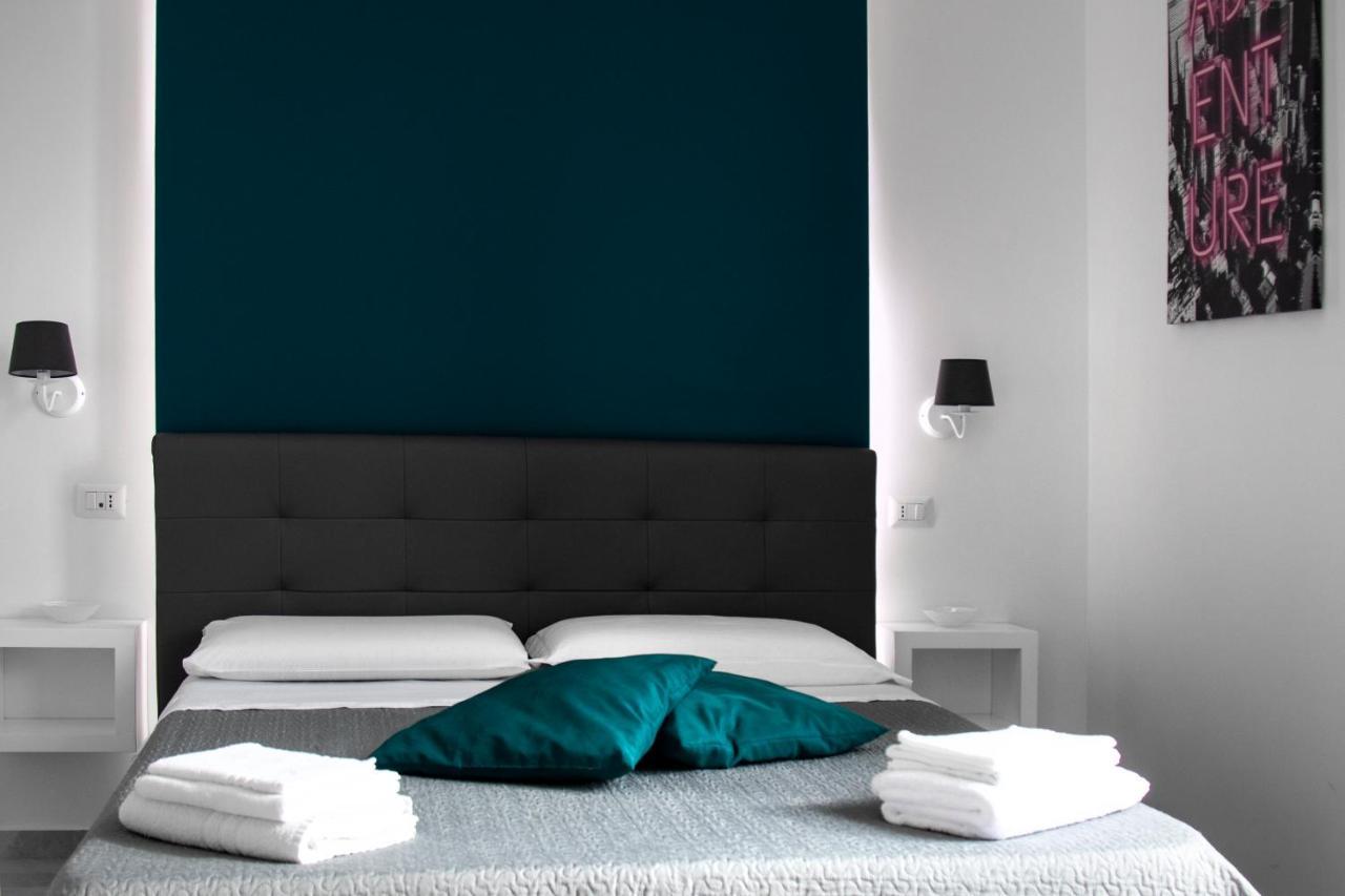 נאפולי Aurora Luxury Rooms מראה חיצוני תמונה