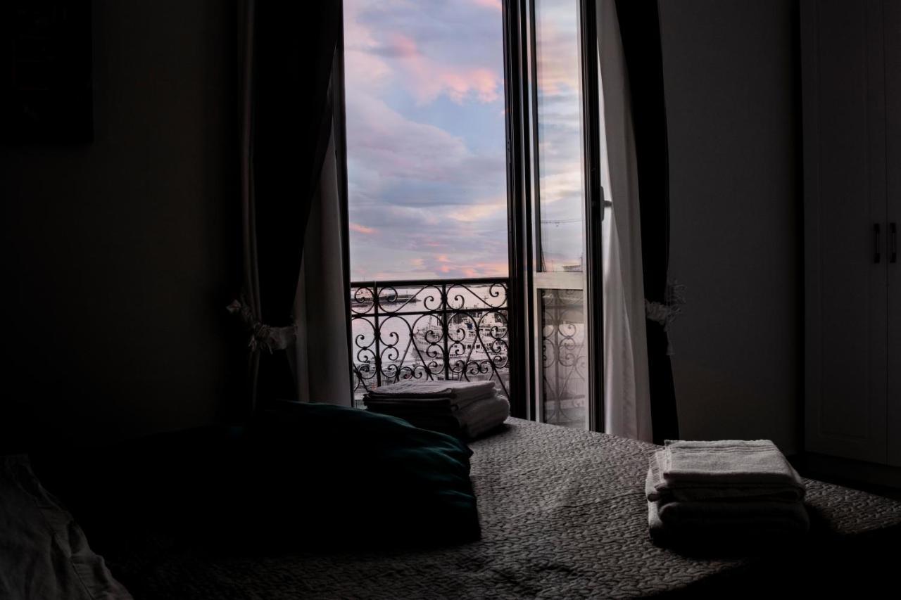 נאפולי Aurora Luxury Rooms מראה חיצוני תמונה