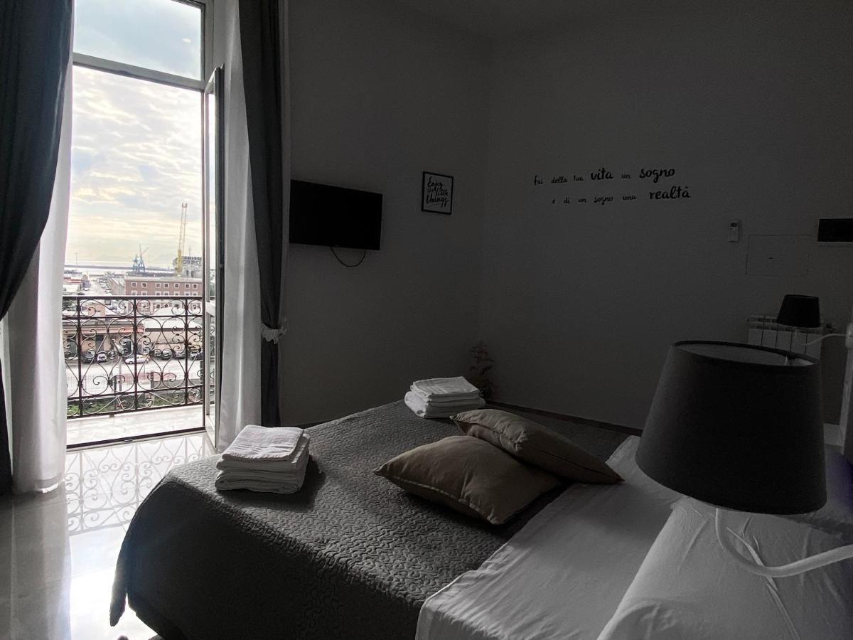 נאפולי Aurora Luxury Rooms מראה חיצוני תמונה