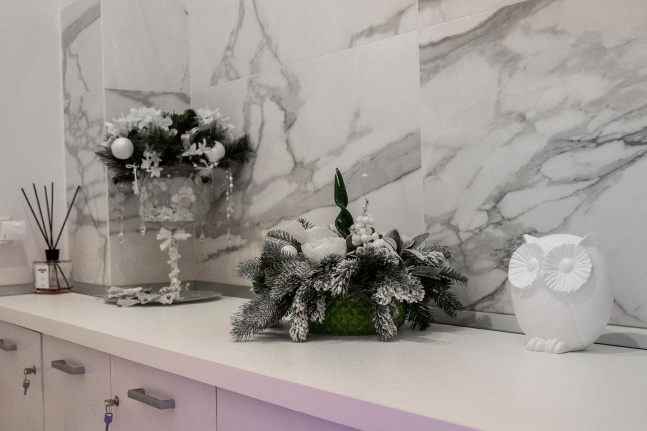 נאפולי Aurora Luxury Rooms מראה חיצוני תמונה