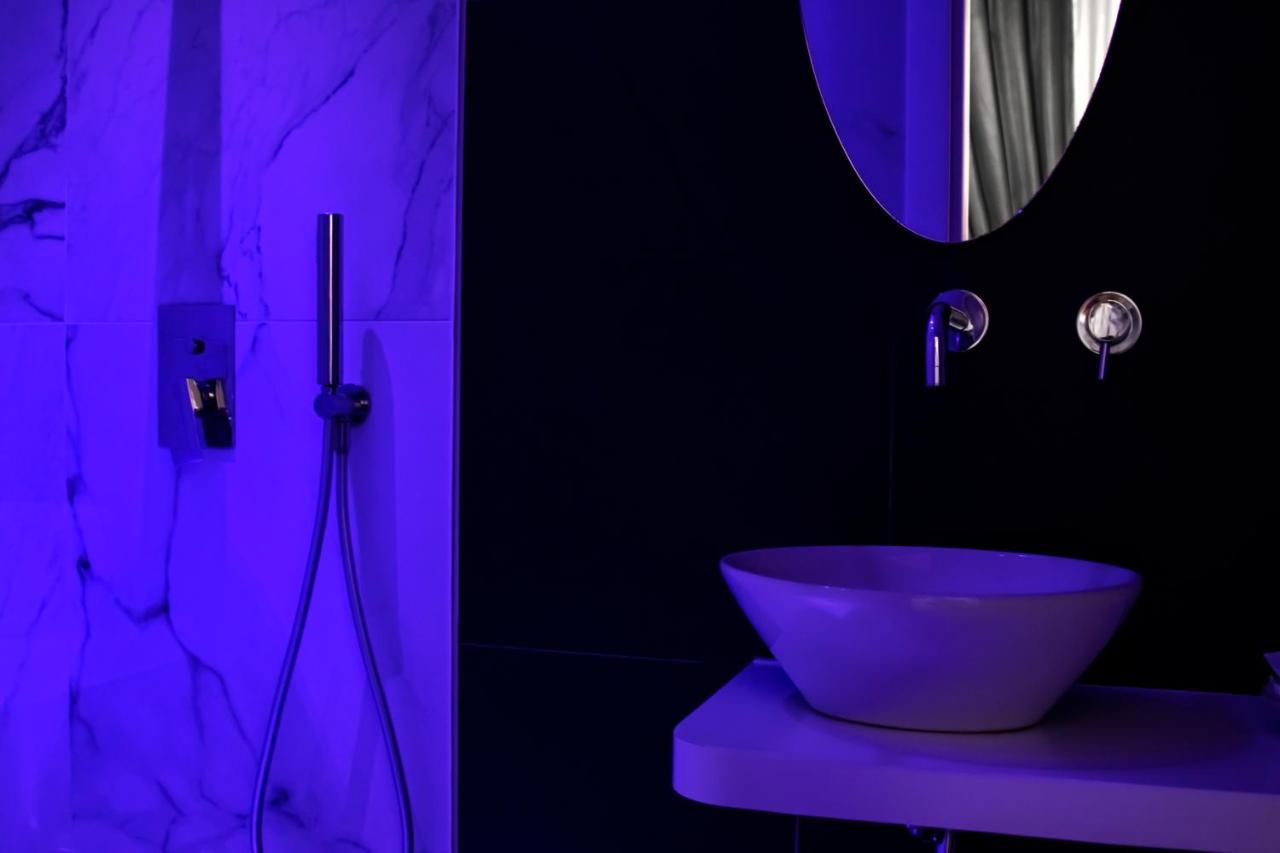 נאפולי Aurora Luxury Rooms מראה חיצוני תמונה