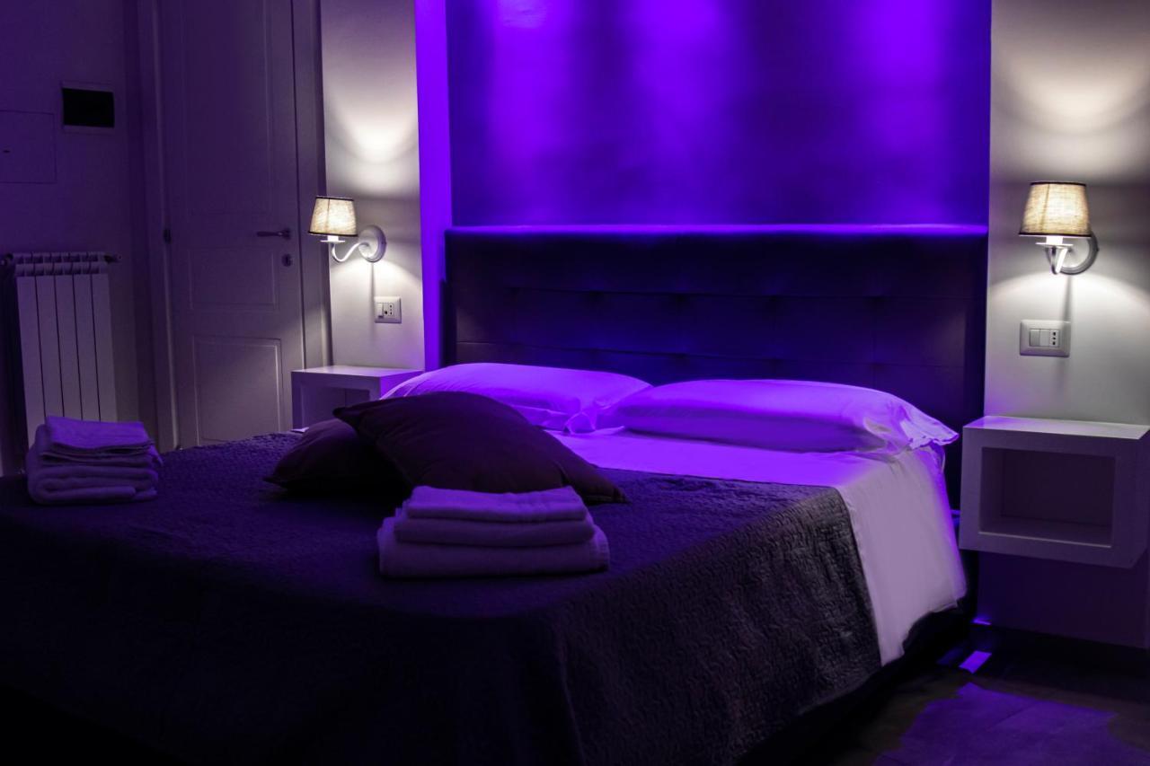 נאפולי Aurora Luxury Rooms מראה חיצוני תמונה